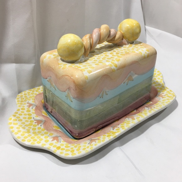 MacKenzie-Childs Other - Mackenzie Childs Brittany covered butter box